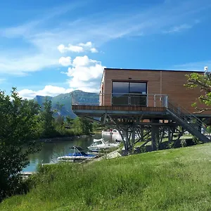  Hébergement de vacances Les I-lofts Du Domaine France